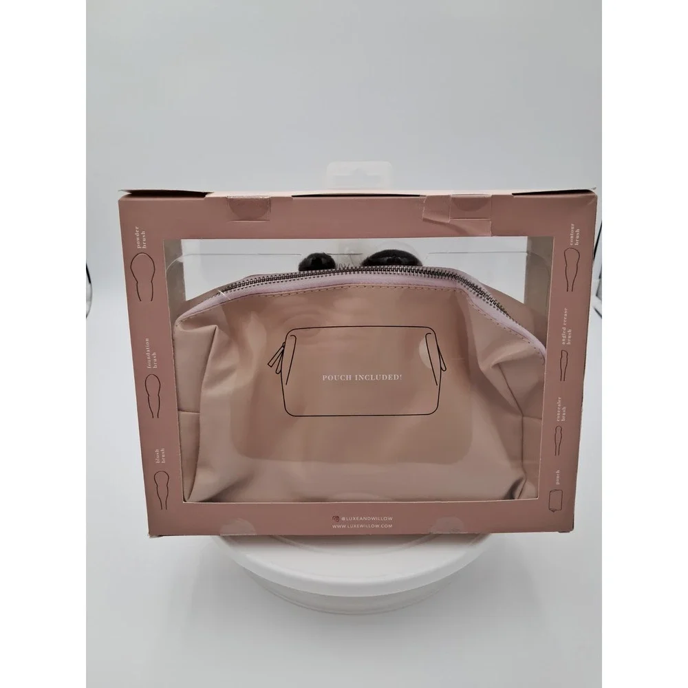 Luxe + Willow 6 Piece All Over Makeup Brush‎ Set & Makeup Carrying Case